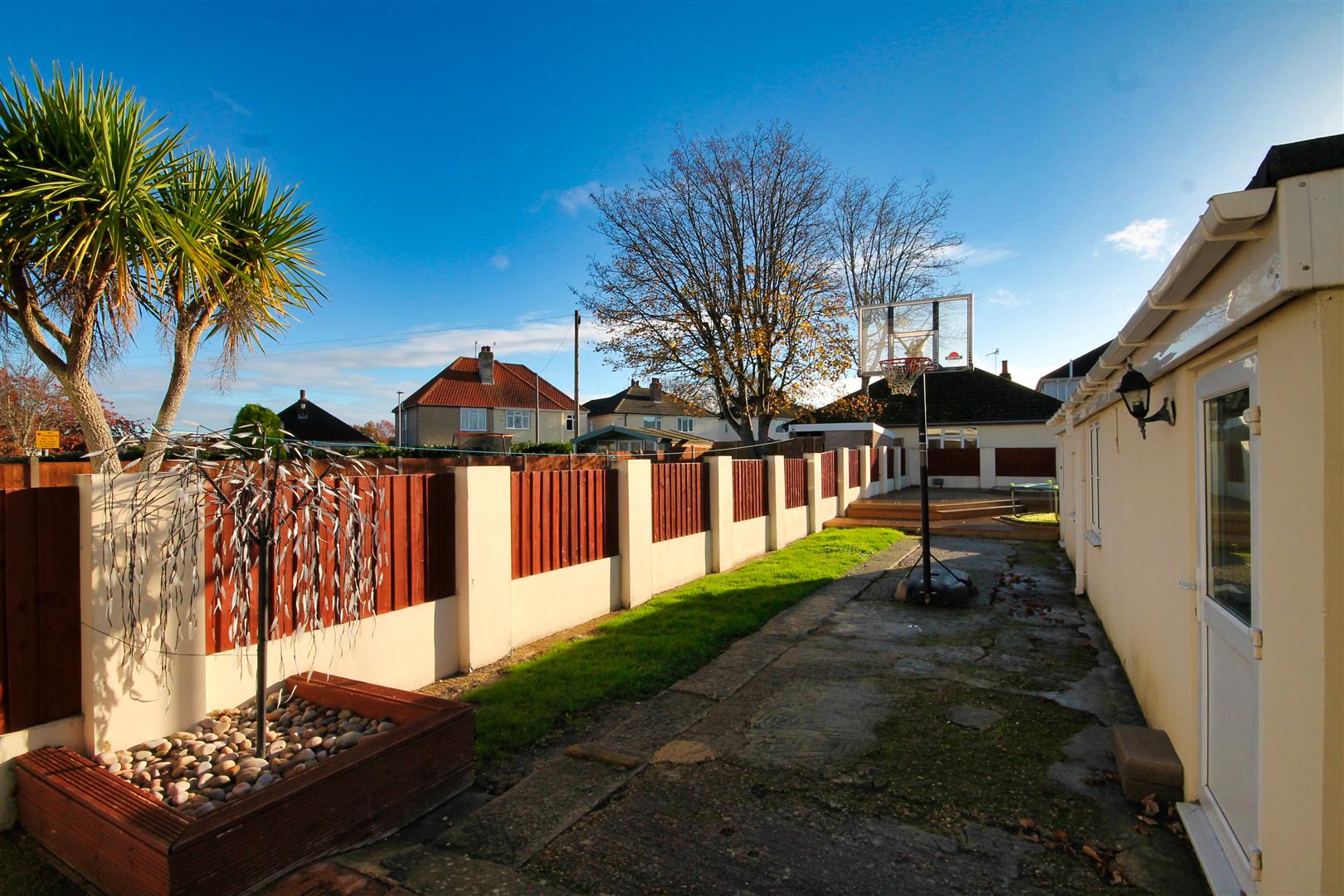 3 Bedroom House Stanley Green Road, Poole